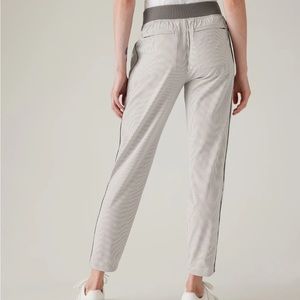 Athleta Brooklyn Textured Striped Ankle Pants Women’s Size 6
